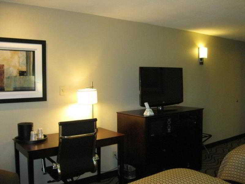 Best Western Plus Lonoke Hotel Bilik gambar